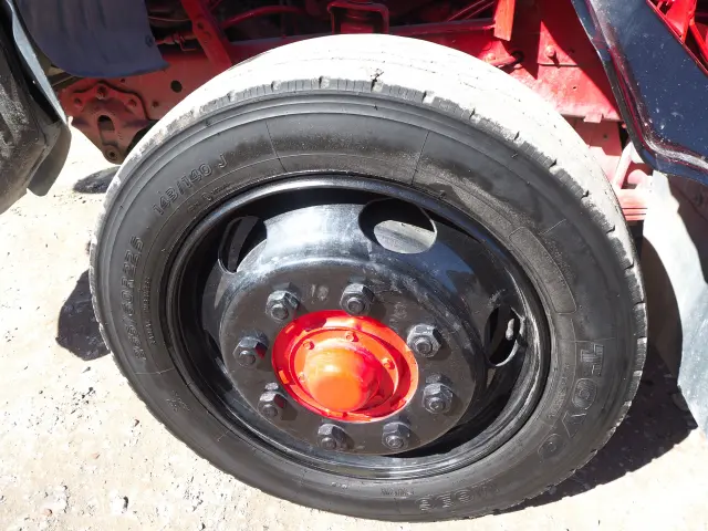 UD コンドル KL-PK26A(2WD)の写真40