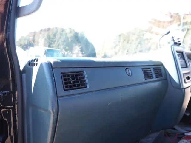 UD コンドル KL-PK26A(2WD)の写真43