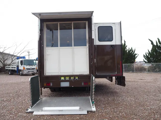 日野 デュトロ KK-XZU412M(2WD)の写真2