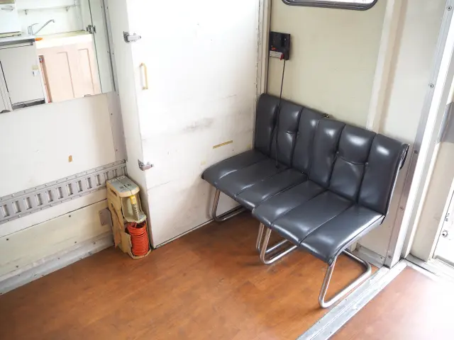 日野 デュトロ KK-XZU412M(2WD)の写真16