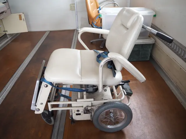 日野 デュトロ KK-XZU412M(2WD)の写真27