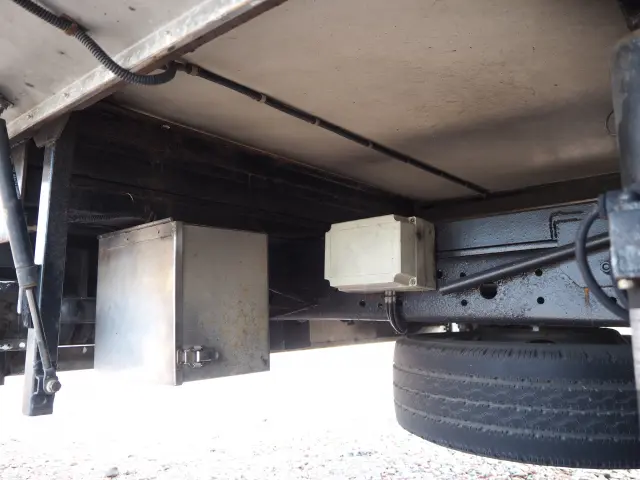 日野 デュトロ KK-XZU412M(2WD)の写真32