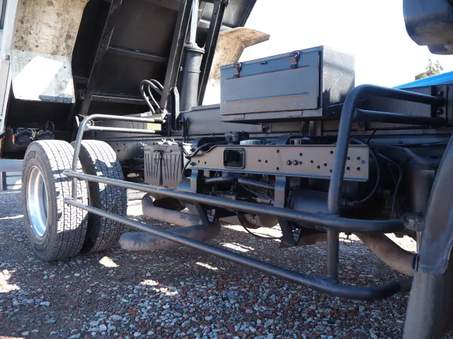 UD コンドル PB-MK36A(2WD)の写真14