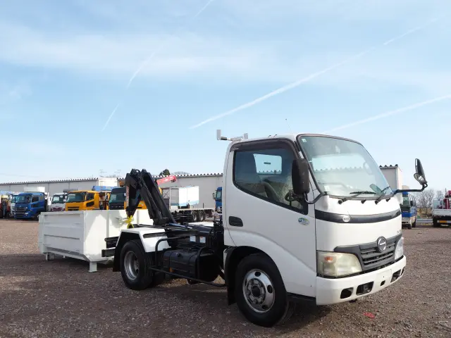 日野 デュトロ BDG-XZU304X(2WD)の写真7