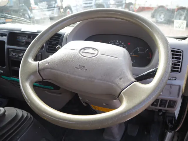 日野 デュトロ BDG-XZU304X(2WD)の写真45