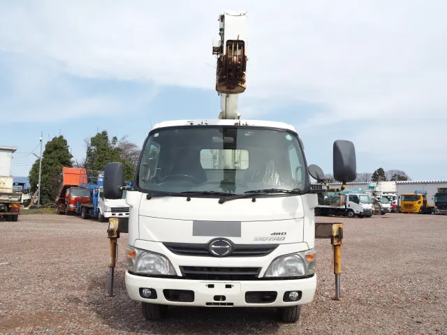 日野 デュトロ TKG-XZU695M(4WD)の写真8