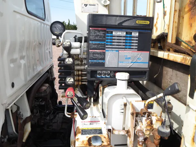 日野 デュトロ TKG-XZU695M(4WD)の写真15