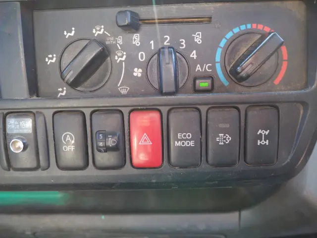 日野 デュトロ TKG-XZU695M(4WD)の写真46