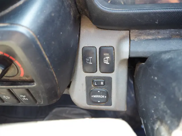 日野 デュトロ TKG-XZU695M(4WD)の写真48