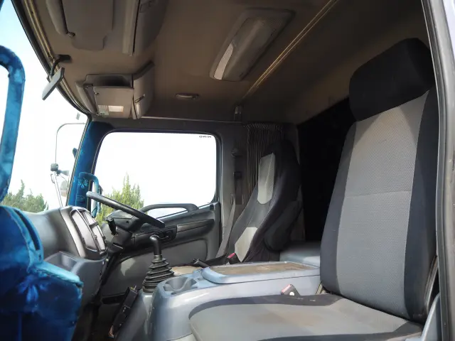 日野 レンジャー BDG-FE7JEWA(2WD)の写真42