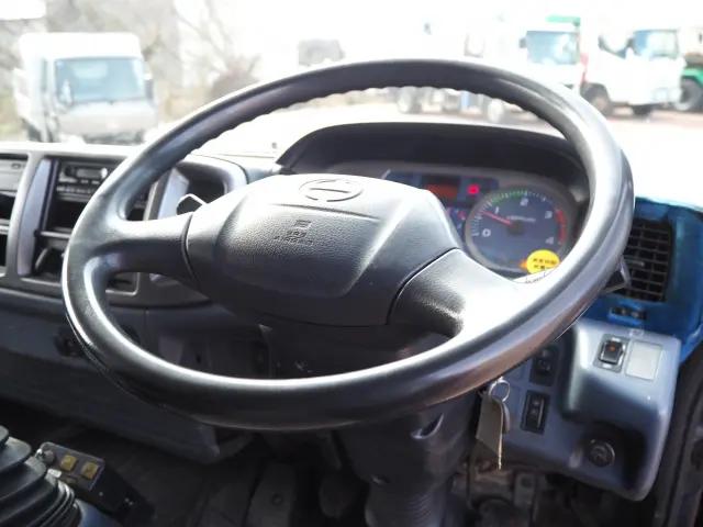 日野 レンジャー BDG-FE7JEWA(2WD)の写真45