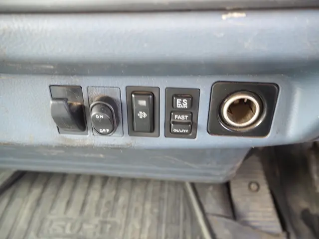 日野 レンジャー BDG-FE7JEWA(2WD)の写真49