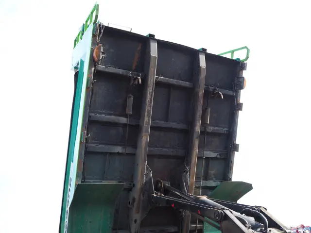 日野 レンジャー ADG-FE7JEWA(2WD)の写真13