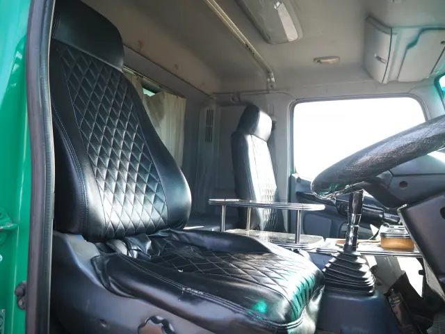 日野 レンジャー ADG-FE7JEWA(2WD)の写真44