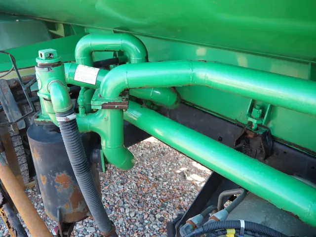 いすゞ ギガ PDG-CYM77P8(6x2)の写真12