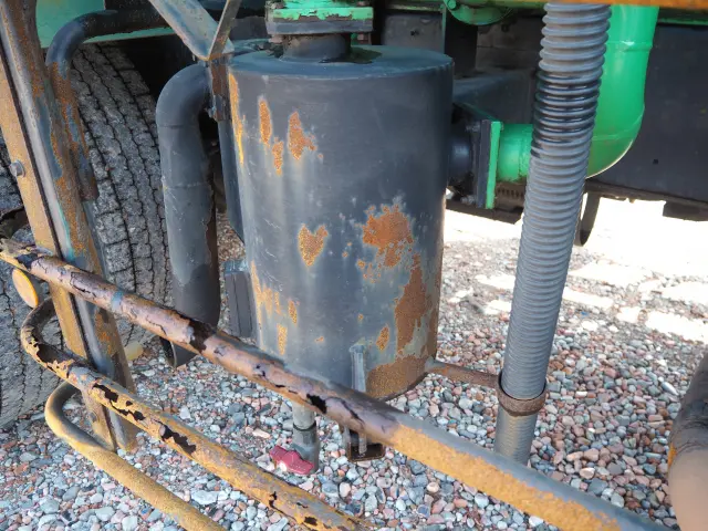 いすゞ ギガ PDG-CYM77P8(6x2)の写真13