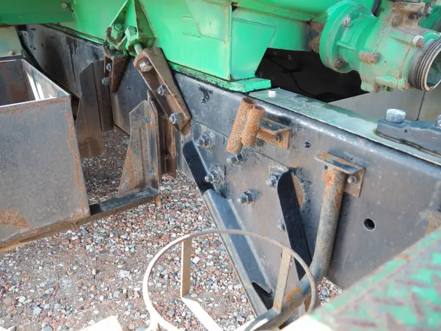 いすゞ ギガ PDG-CYM77P8(6x2)の写真26