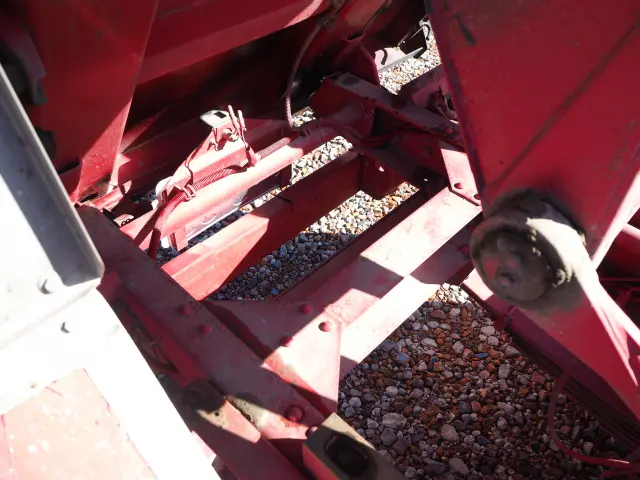 いすゞ エルフ SKG-NKR85AD(2WD)の写真26