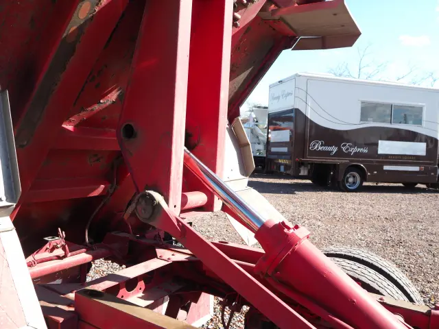 いすゞ エルフ SKG-NKR85AD(2WD)の写真27