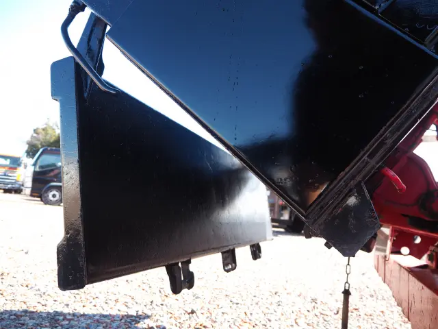 いすゞ エルフ SKG-NKR85AD(2WD)の写真29