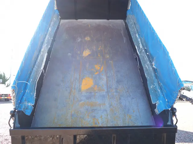 いすゞ エルフ SKG-NKR85AD(2WD)の写真30