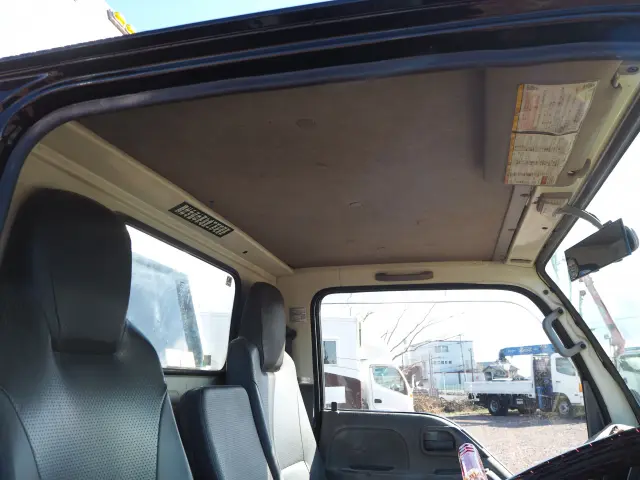 いすゞ エルフ SKG-NKR85AD(2WD)の写真45