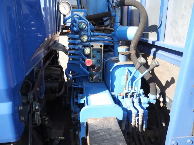 三菱 キャンター KK-FE83EEN(2WD)の写真15