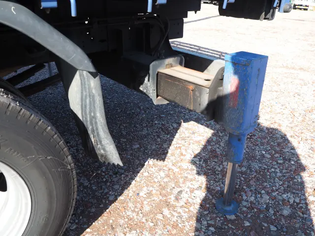 三菱 キャンター KK-FE83EEN(2WD)の写真16