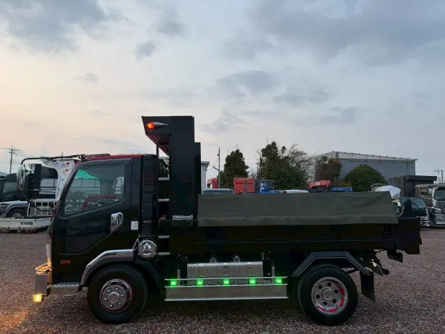 三菱 ファイター KK-FK71HC(2WD)の写真2