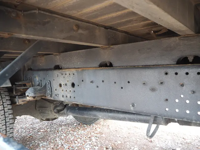 いすゞ フォワード LPG-FTR90S2(2WD)の写真24