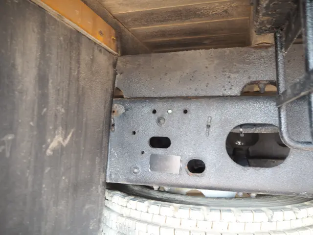 いすゞ フォワード LPG-FTR90S2(2WD)の写真29