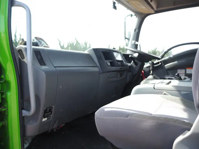 いすゞ フォワード LPG-FTR90S2(2WD)の写真43