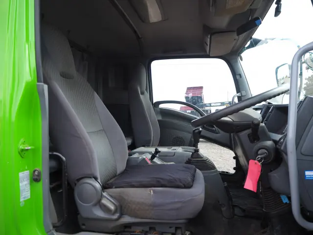 いすゞ フォワード LPG-FTR90S2(2WD)の写真46