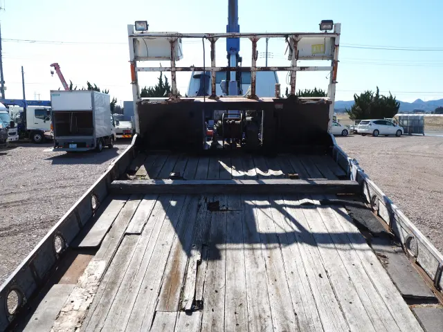 いすゞ フォワード PJ-FTR34L4(2WD)の写真31