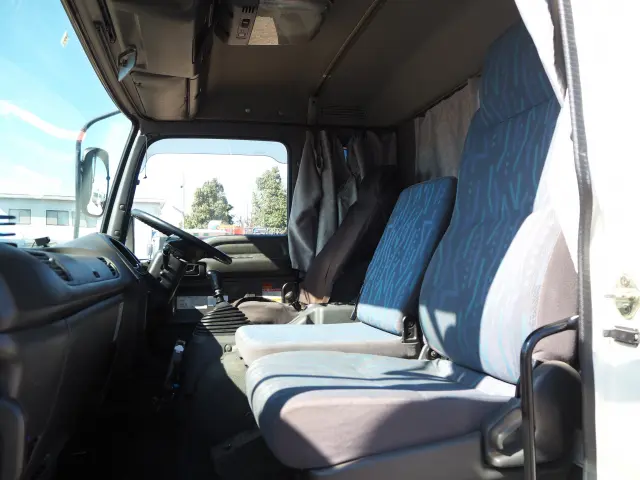 いすゞ フォワード PJ-FTR34L4(2WD)の写真44