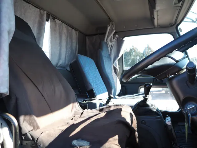 いすゞ フォワード PJ-FTR34L4(2WD)の写真45