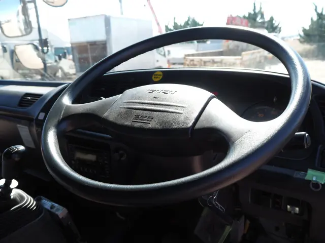 いすゞ フォワード PJ-FTR34L4(2WD)の写真47