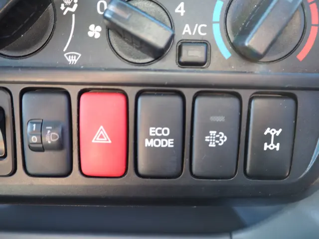 トヨタ ダイナ TKG-XZU675(4WD)の写真47