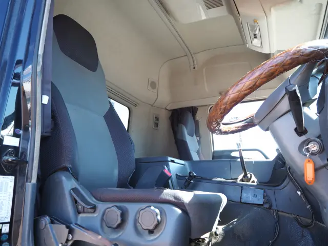 三菱 スーパーグレート QKG-FV50VX(6x4)の写真45