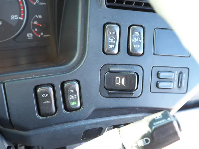 三菱 スーパーグレート LKG-FS54VZ(8x4)の写真48