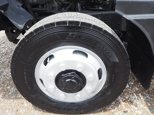 いすゞ フォワード KL-FSR34L4R(2WD)の写真30