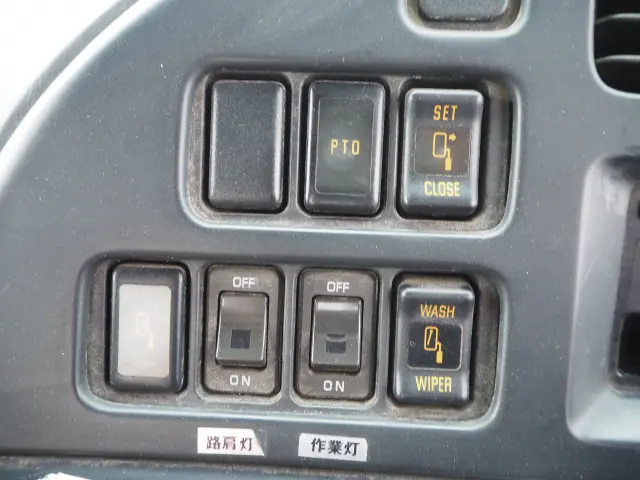 いすゞ フォワード KL-FSR34L4R(2WD)の写真47