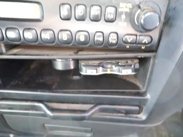 いすゞ フォワード KL-FSR34L4R(2WD)の写真48