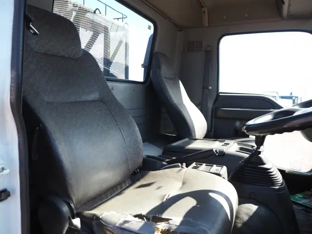 いすゞ フォワード PB-FRR35E3S(2WD)の写真42