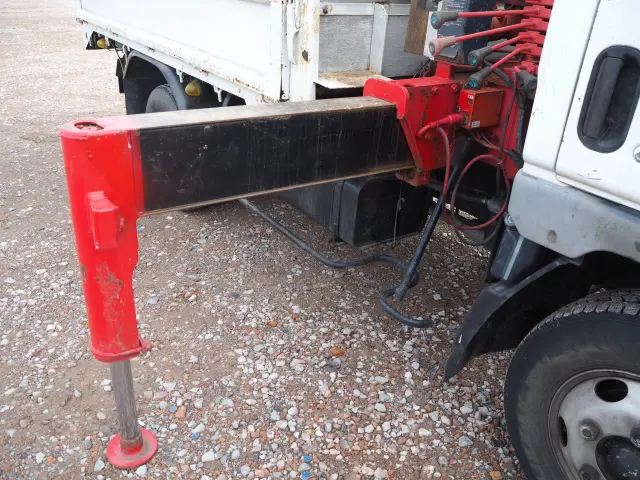 三菱 キャンター KK-FE63EC(2WD)の写真9