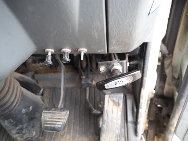 三菱 キャンター KK-FE63EC(2WD)の写真49