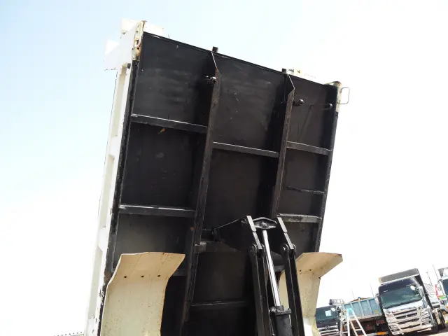 三菱 ファイター TKG-FK71F(2WD)の写真13