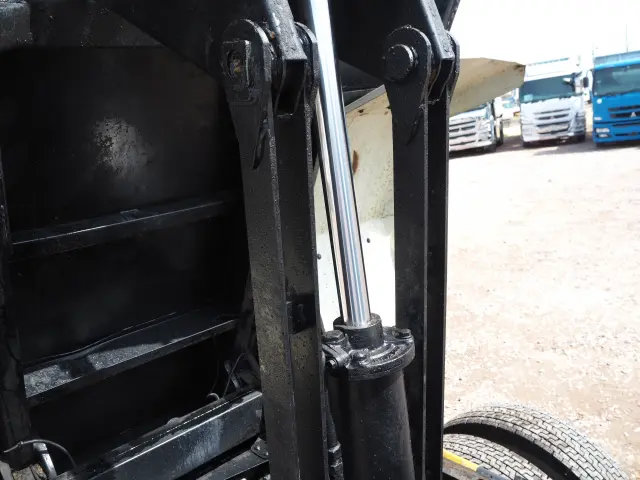 三菱 ファイター TKG-FK71F(2WD)の写真14