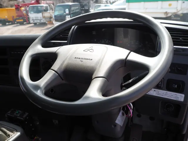 三菱 ファイター TKG-FK71F(2WD)の写真46