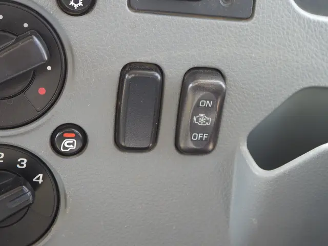 三菱 ファイター TKG-FK71F(2WD)の写真49